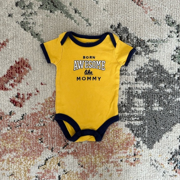 5/$15 Carters Born Awesome Like Mommy Onesie NB Baby Boy
Newborn
Euc - Picture 2 of 7